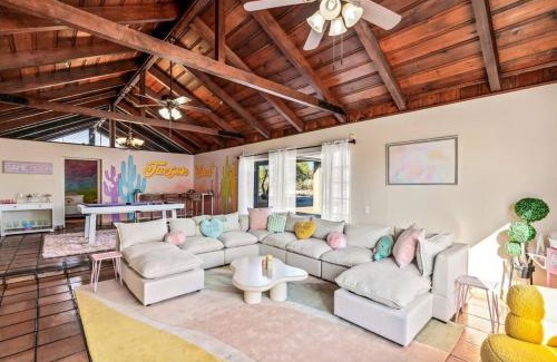 Casas Adobes Casa | Tucson Escape: 5br - Pool - CCP - Eclectic-Themed