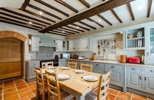 Walsingham Casa | Tudor Cottage