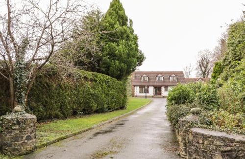 Bryansford Casa | Tudor Lodge