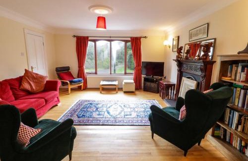 Bryansford Casa | Tudor Lodge