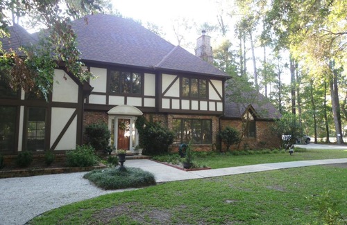 Summerville Cama Y Desayuno | Tudor Oaks Inn