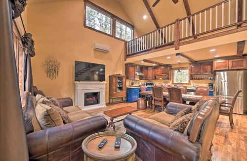 Broken Bow Cabaña | Tudor-Style Broken Bow Cottage w/ Hot Tub & Decks!
