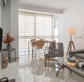 Figares Apartamento | tuGuest Alhamar Apartment
