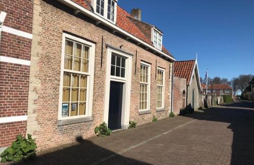 Veere Casa | Tuinkamer in Monumentaal pand
