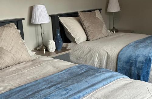 Tulfarris Complejo | Tulfarris Resort Spa & Holiday Village 2 Bedroom Lodge Sleeps 5