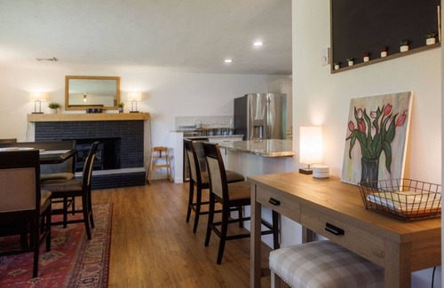 Central Oregon Casa | Tulip st Retreat:Close to UO campus/Autzen stadium
