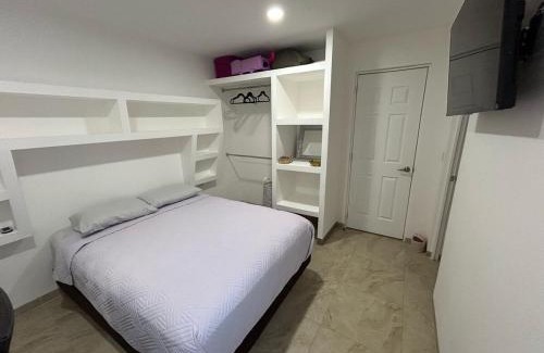 Jimenez Apartamento | Tulipanes Pool AC WiFi
