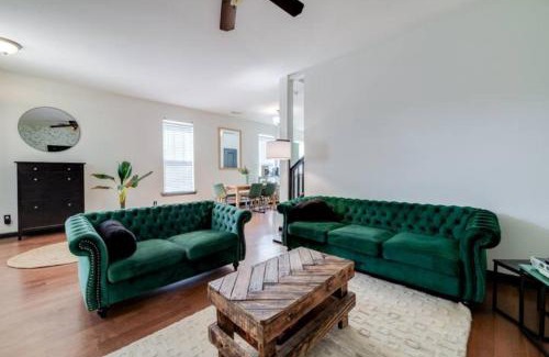 Pooler Casa | Tupelo Honey - 6 BR, Sleeps 16+