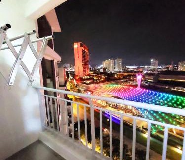 Bayan Lepas Apartamento | TuR15 PisaStadium 9pax 4rooms PrivateHouse