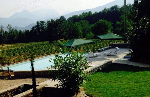 Castiglione di Garfagnana Apartamento | Turandot. Hermoso apartamento en un estilo moderno en la antigua Villa Toscana