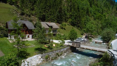 Solcava Casa | Turistična kmetija Čerček