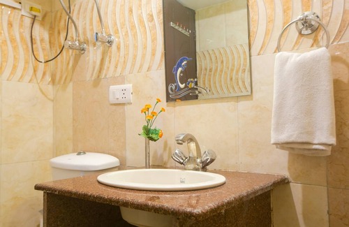 Bhagsu Nag Hotel | Turkish Cottage