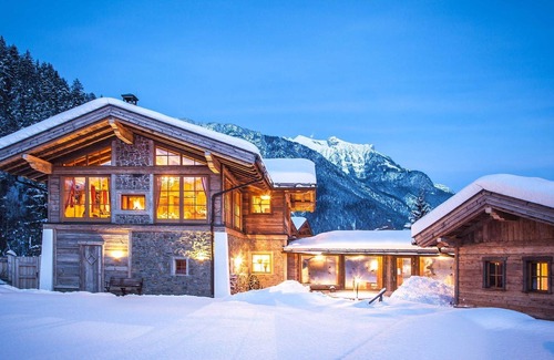 Pertisau Casa | Turmsuite 1-2 ÜN 3/4 Verwöhnpension - Verwöhnhotel Kristall