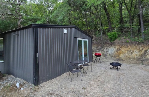 Davis Casa | Turner Escape - Minutes from Turner Falls