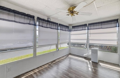 Diplomat Cabaña | Turnkey,2bed/2Bath cottage withWiFi,AC in enjoyable North Fort Myers55+community
