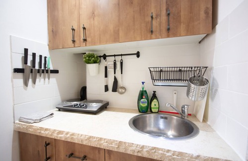 Herzliya Apartamento | Turquoise Charm 1BR Apartment in Herzliya Center