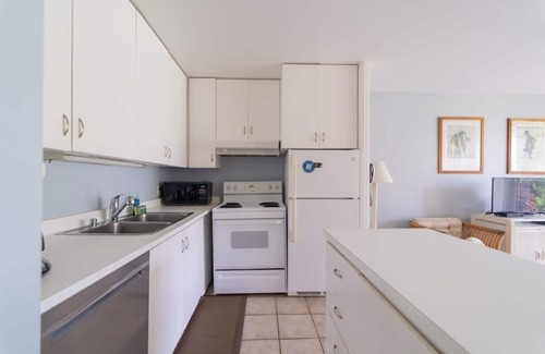 Kahuku Condominio | Turtle Bay Hula House Budget Nuc 90-tvu-0566 1 Bedroom Condo by RedAwning