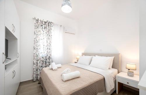 Kardamena Apartamento | Turtle Cove Cottage, Beachfront