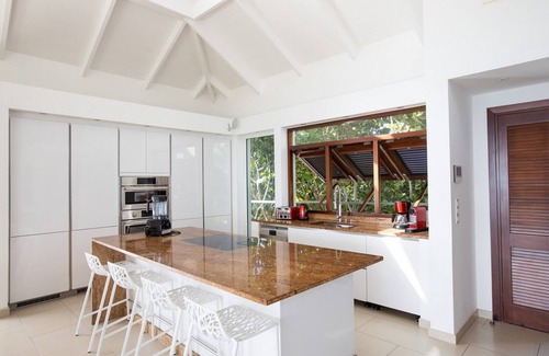 Plum Bay Villa | Turtle Nest - 4-bedroom luxury beachfront villa on Baie Longue Beach