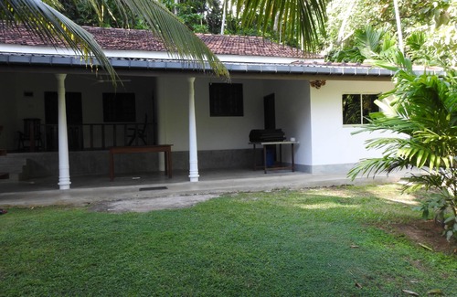Matara Villa | Punto de surf resort de playa