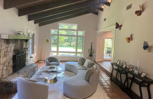 Calabasas Casa | Turtle