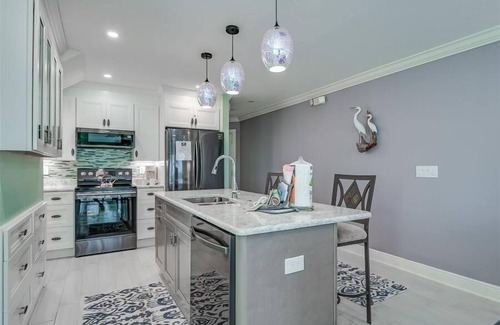 Boca Grande Casa | Turtleback 11 - 3 Bed / 3 Bath - Beachfront - Community Pool - Close to Village - Sleeps 6