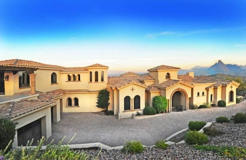 Firerock Villa | Tuscan Beauty With Incredible Views!