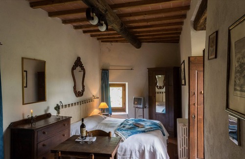 Pelago Otro | ¡Cortijo toscano con naturaleza, piscina y parque infantil!