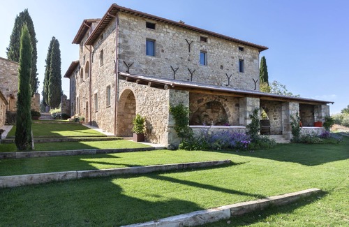 Sarteano Villa | Tuscan Dream Vacation Home near Sarteano