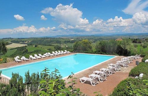 Asciano Casa | Tuscan Family Haven, Asciano