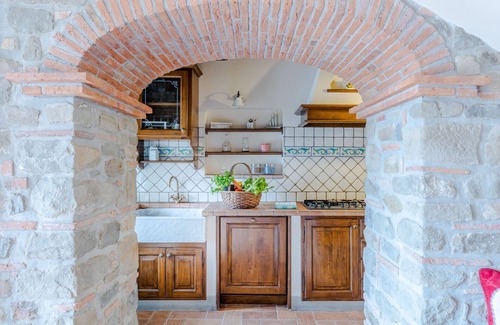San Pietro a Marcigliano Villa | Tuscan Fizz Villa, a Vineyards Retreat