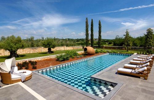 Vizinada Villa | Tuscan Mansion - Don Giordano Excelsior
