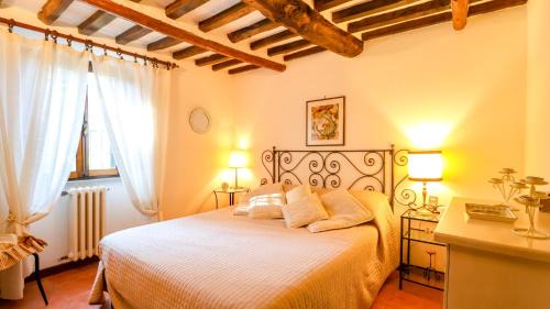 Cireglio Apartamento | TUSCAN RUSTIC HOUSE - with Garden, Wi-Fi