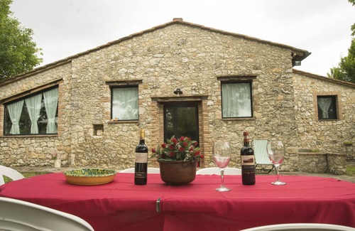 Campiglia Villa | Típica villa toscana, piscina privada y gran parque privado.