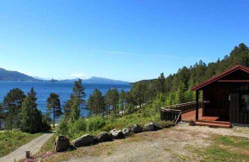 Halsa Municipality Cabina | Tustna Ladestasjon