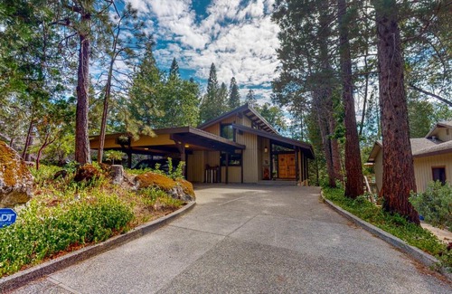Bass Lake Casa | Twets Lakefront