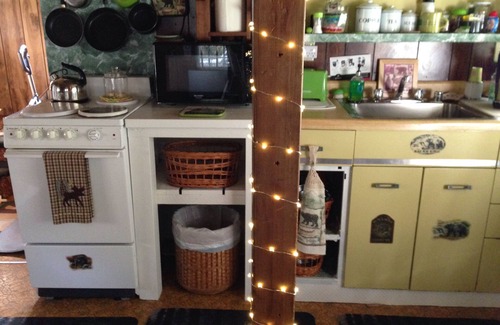 Forks Cabina | twilight eclipse cabin,private trail to the creek,fire pit.