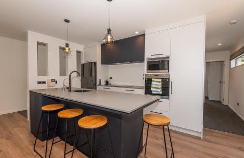 Lynmore Apartamento | Twin Apartments - Walk to Forest with Spa Pools