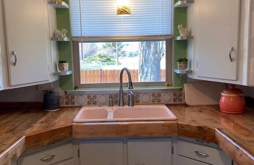 Twin Bridges Casa | Twin Bridges Bungalow