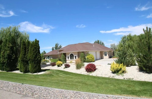 Twin Falls County Casa | Twin Falls one level private bedroom with full bath Private Patio & Yard.