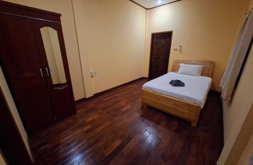 Luang Prabang Cama Y Desayuno | Twin House