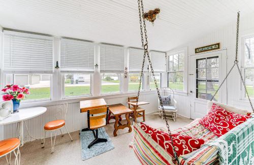 Twin Lakes Casa | Twin Lakes Cottage Walk to Elizabeth Lake!
