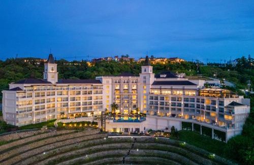 Tagaytay Hotel | Twin Lakes Hotel near Tagaytay