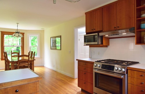 Great Barrington Casa | Doble Maple Farm: Modern granja con Encanto