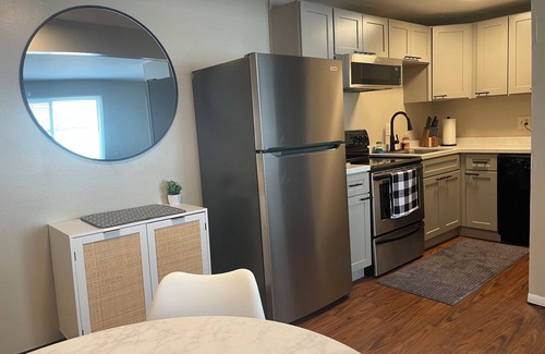 Syracuse Apartamento | Twin Oaks Extended Stay Two Bedroom - 2813 Apt 5