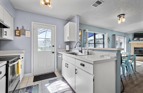 Dolphin's Cove Casa | Twin Palms Beach House - Pool Hottub Game Room