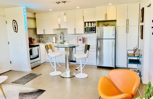 Twin Palms Condominio | The Ocotillo Lodge - Moderno de mediados de siglo