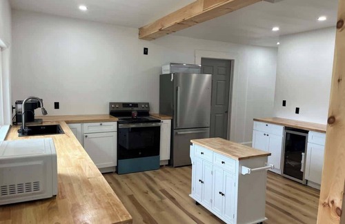 Northville Casa | Twin pines 3 Summary: