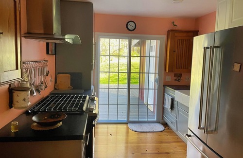 Cooperstown - Otsego Lake Casa | Twin Pines at the Lake - waterfront access w/ docks, swimming, fishing, boating
