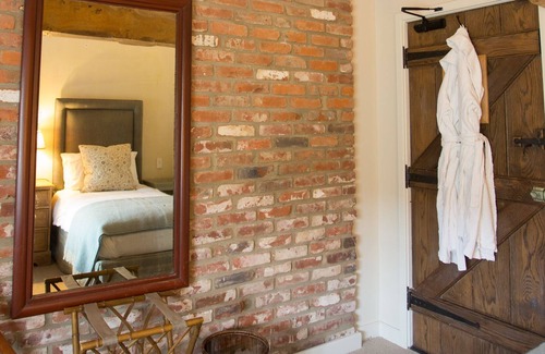 Edington Cama Y Desayuno | Twin Private Bathroom Tinhead room at The Three Daggers
